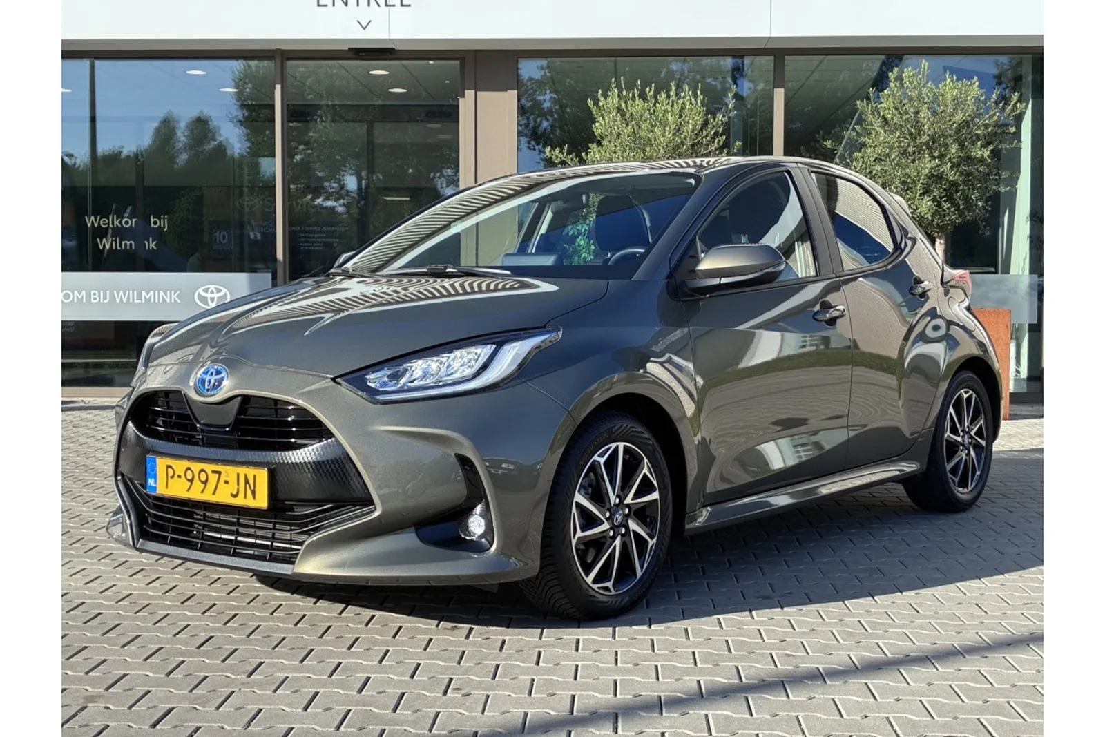 Toyota Yaris (2022) — foto 1