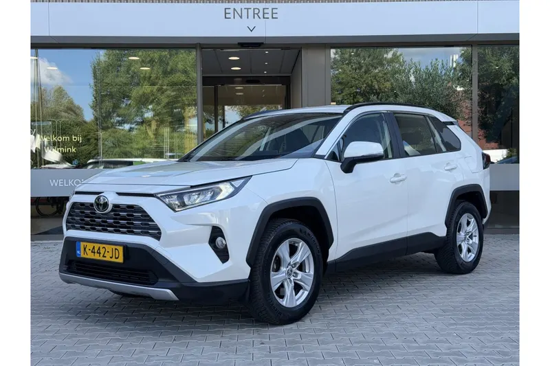 Toyota RAV4 (2021)