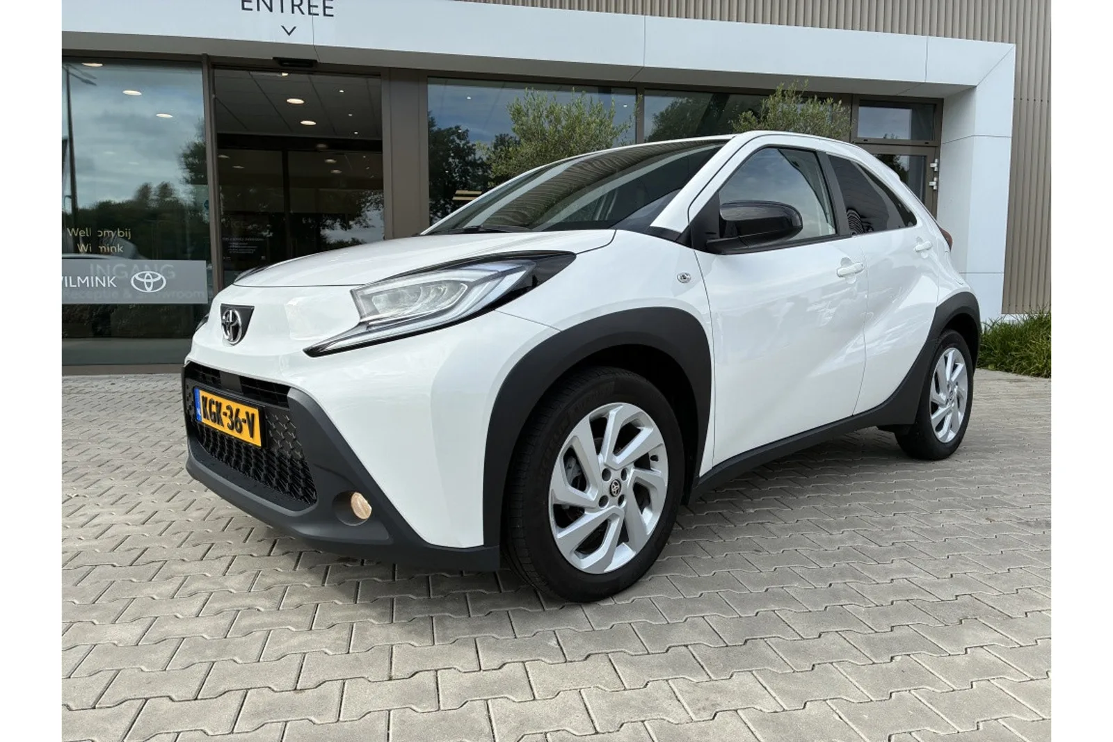 Toyota Aygo X (2022) — foto 1