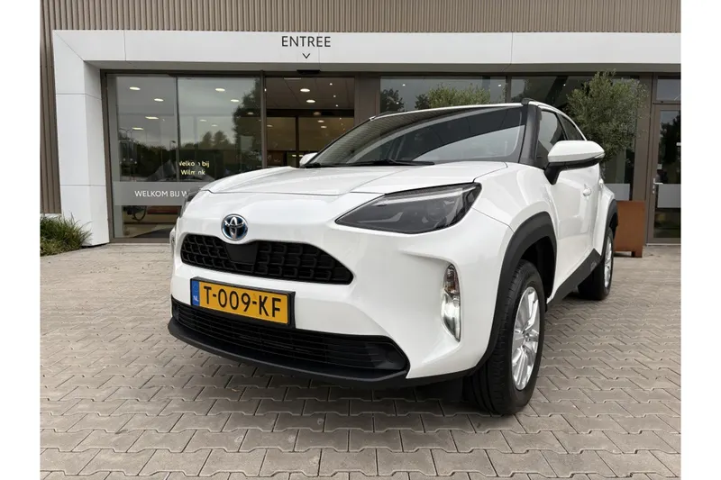 Toyota Yaris Cross (2023)