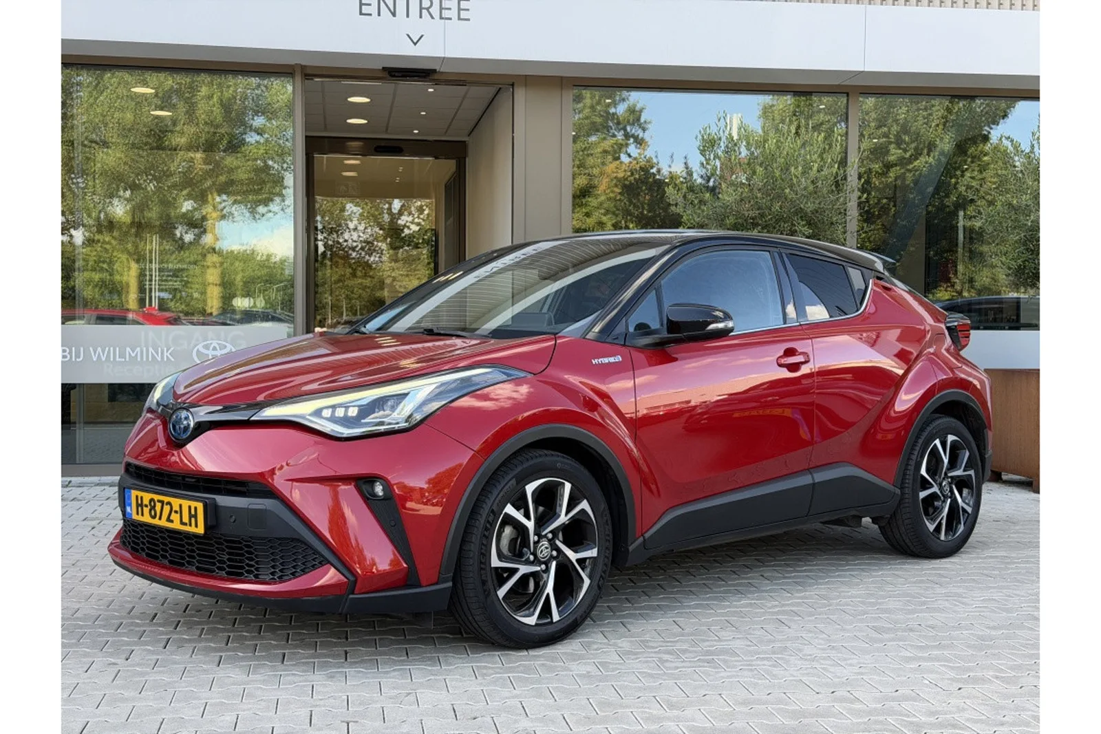 Toyota C-HR (2020) — foto 1