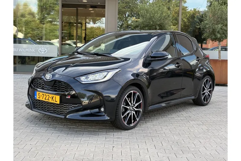 Toyota Yaris (2023)