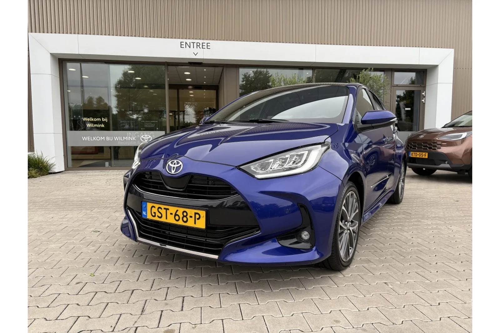 Toyota Yaris (2024) — foto 1
