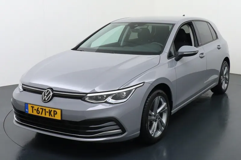 Volkswagen Golf (2022)