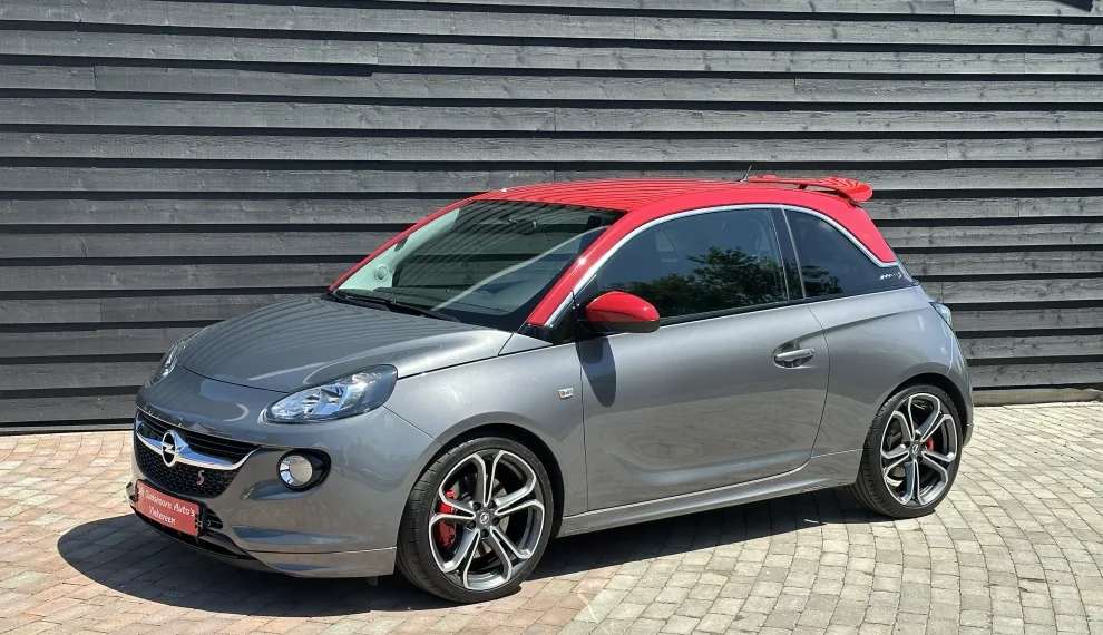 Opel Adam (2015) — foto 1