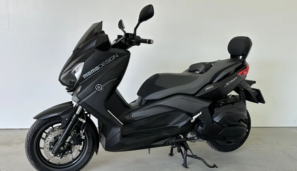 Yamaha XMAX 400 (2015) — foto 1