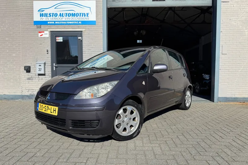 Mitsubishi Colt (2006)