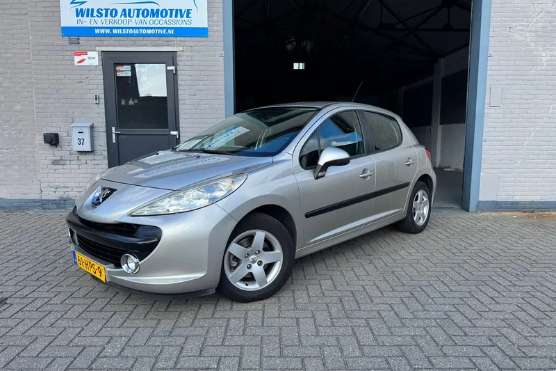 Peugeot 207 (2009)