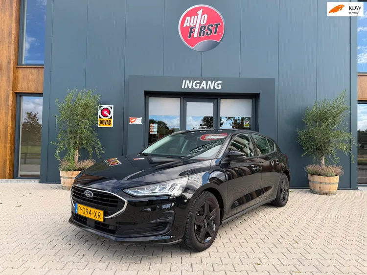 Ford Focus (2022) — foto 1