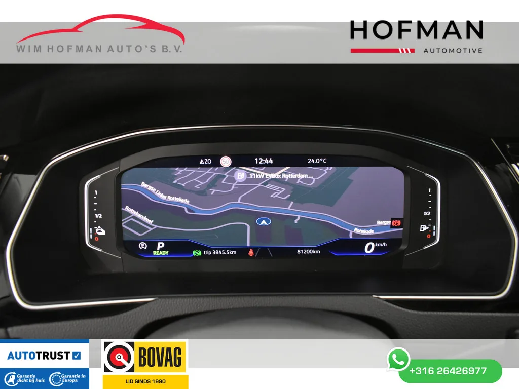 Volkswagen Passat (2023) — foto 1