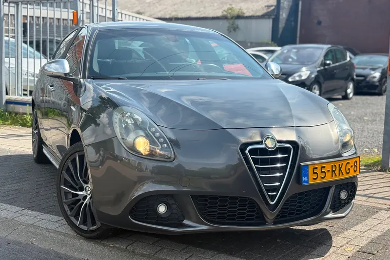 Alfa Romeo Giulietta (2011)