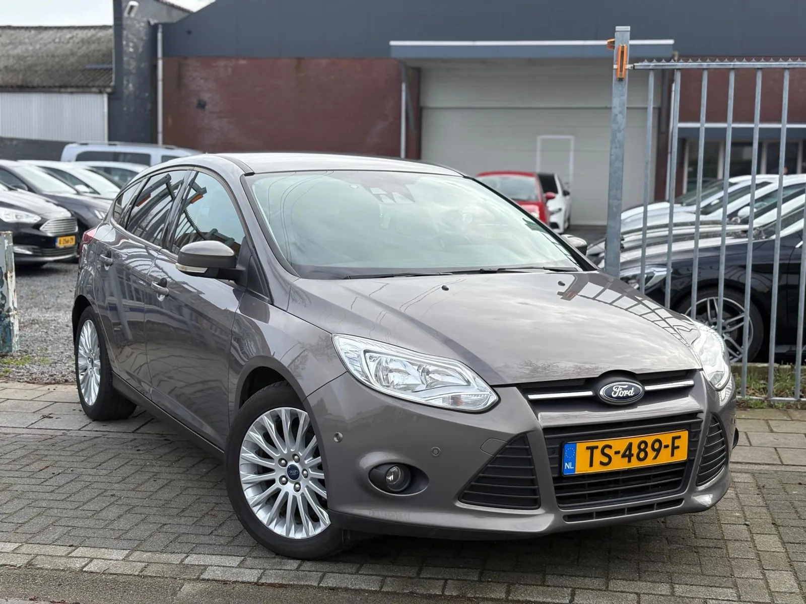 Ford Focus (2013) — foto 1