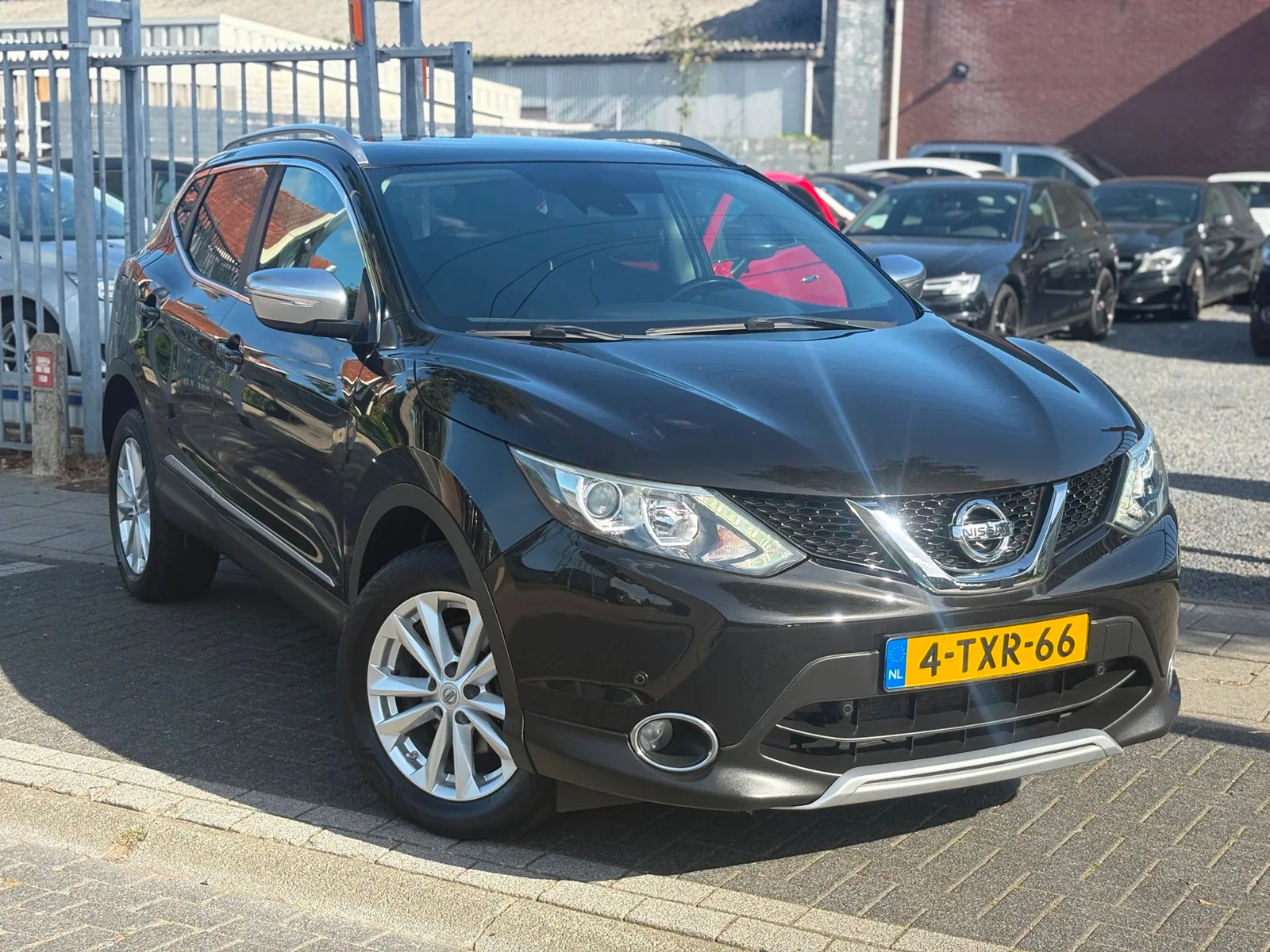 Nissan Qashqai (2014) — foto 1