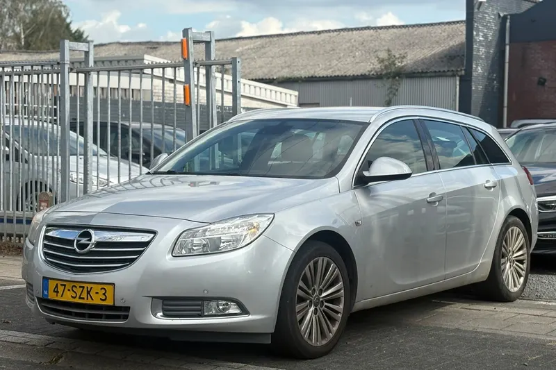 Opel Insignia Sports Tourer (2012)