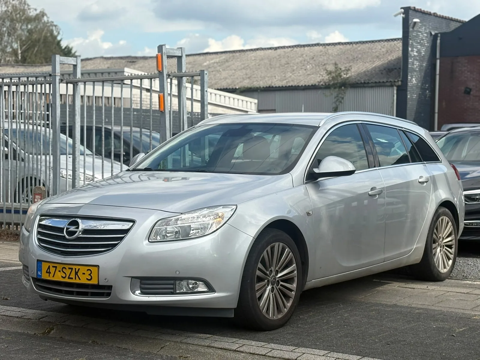 Opel Insignia (2012) — foto 1