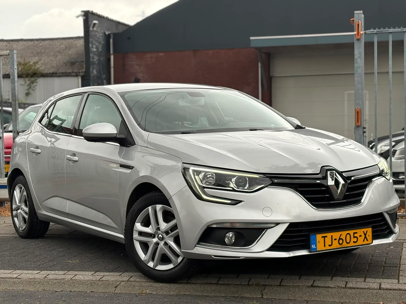 Renault Mégane (2018) — foto 1