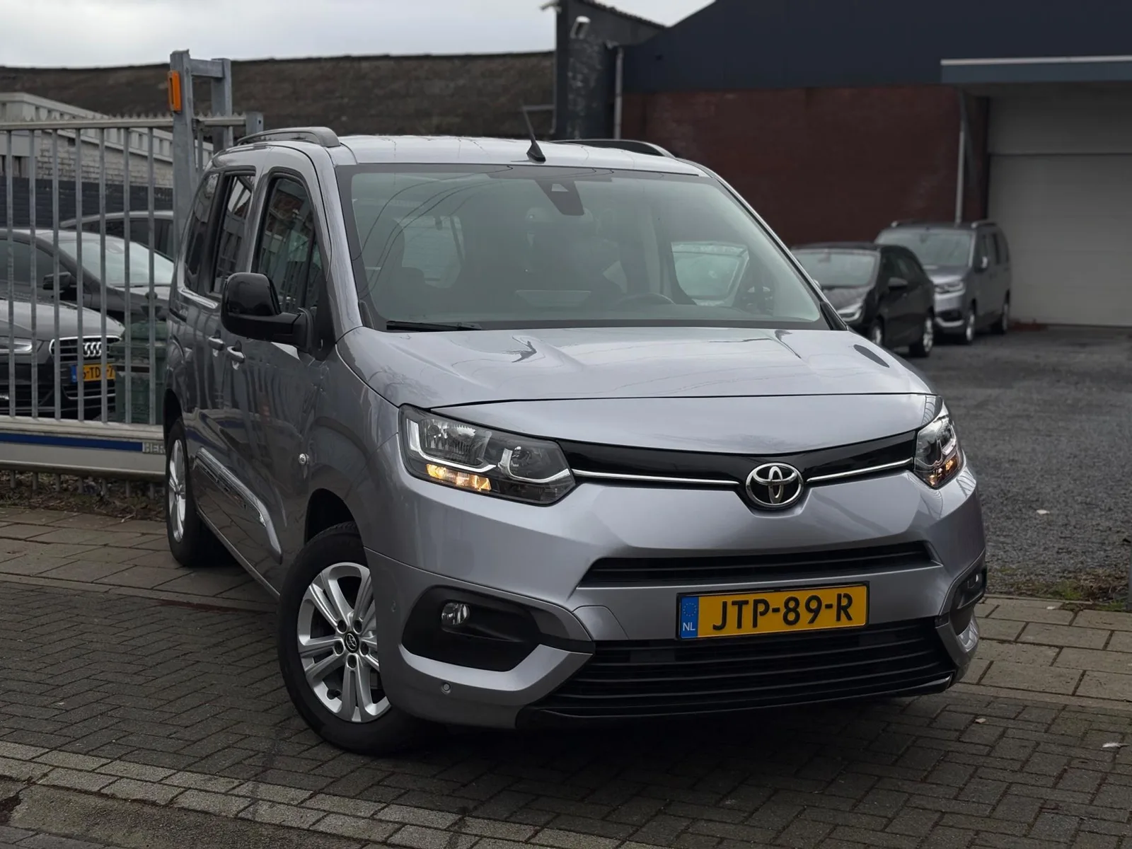 Toyota ProAce City Verso (2024) — foto 1