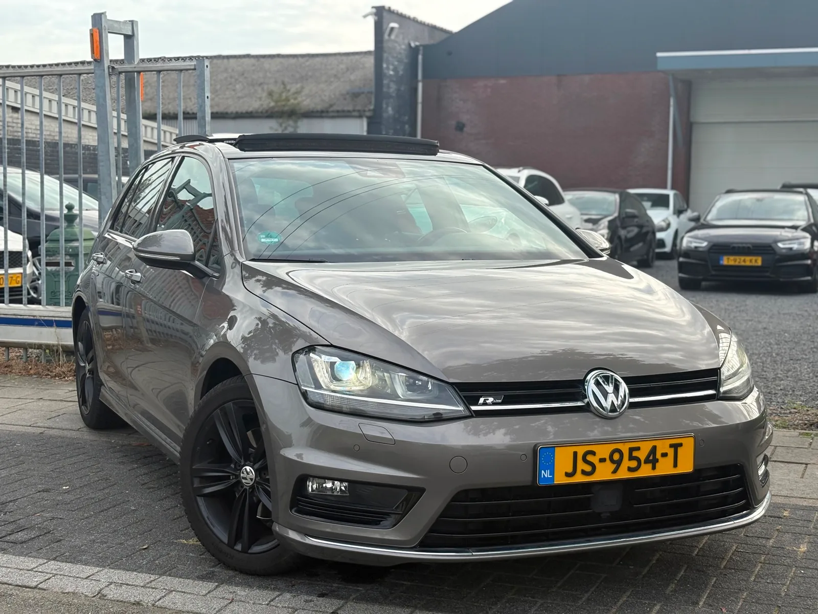 Volkswagen Golf (2015) — foto 1