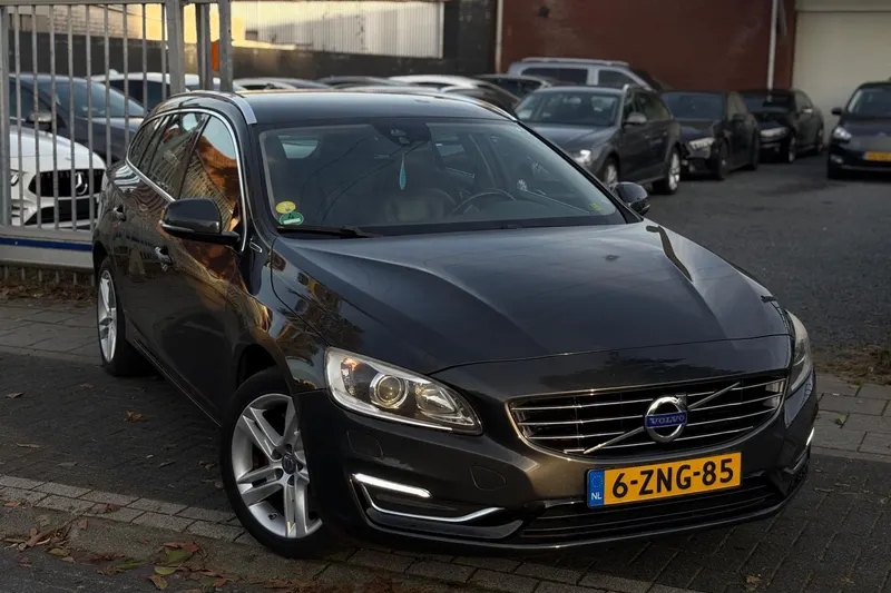 Volvo V60 (2015)
