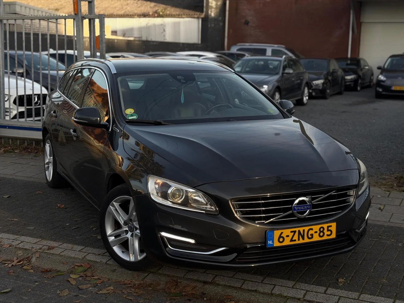 Volvo V60 (2015) — foto 1