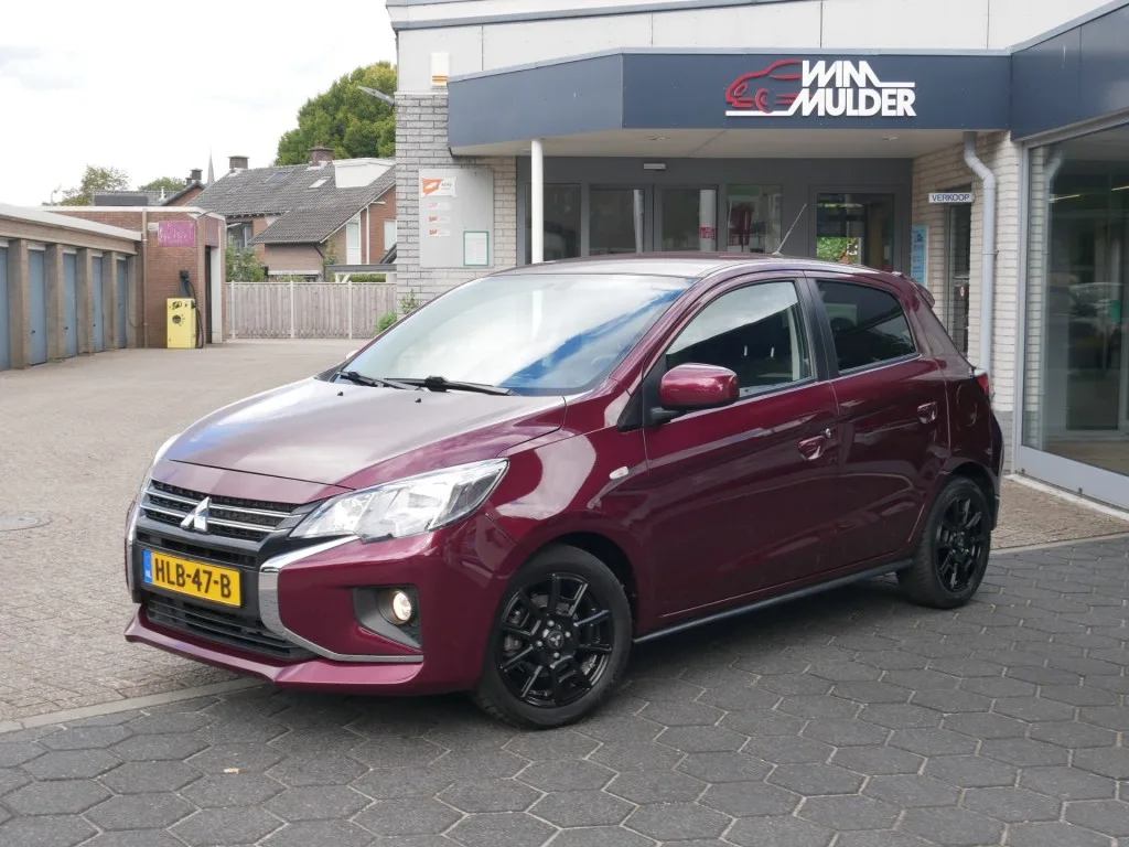 Mitsubishi Space Star (2020) — foto 1