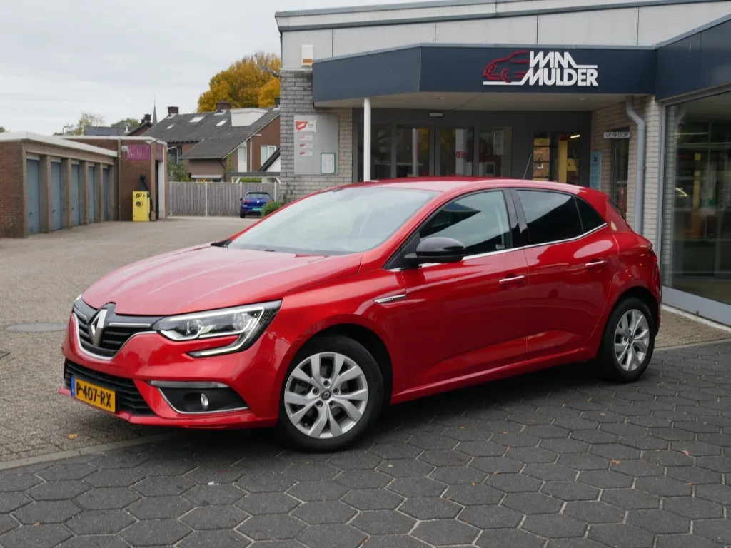 Renault Mégane (2019) — foto 1