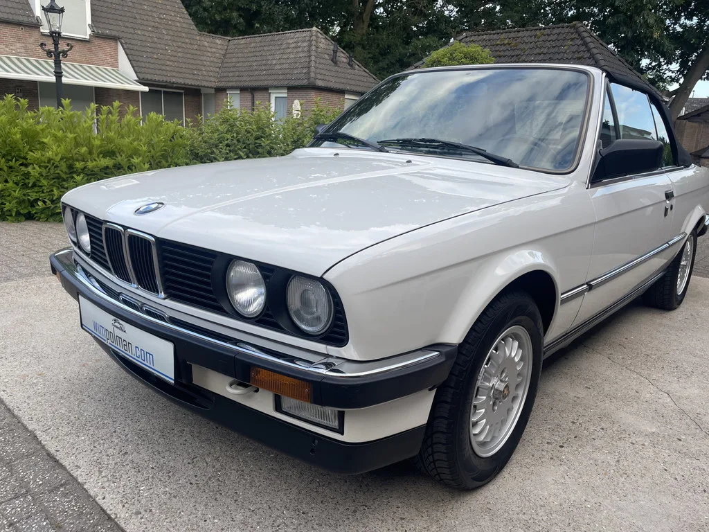 BMW 3-Serie (1989) — foto 1