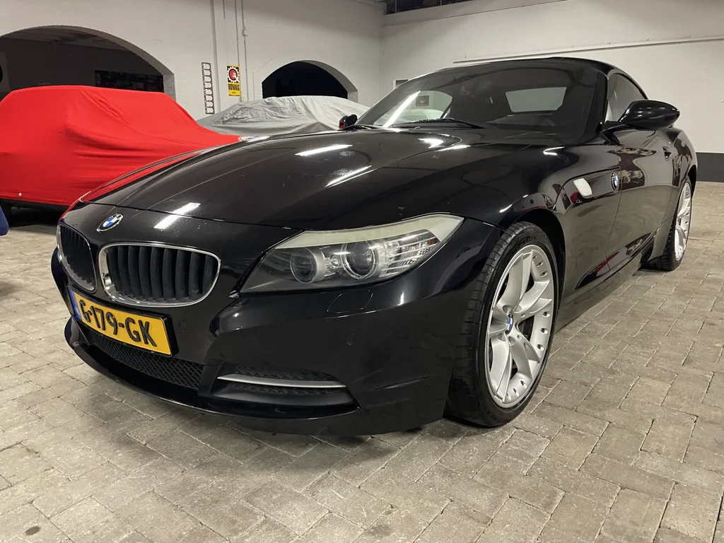 BMW Z4 (2010) — foto 1