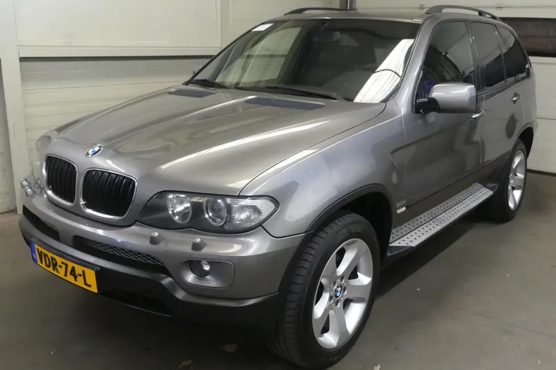 BMW X5 (2005)