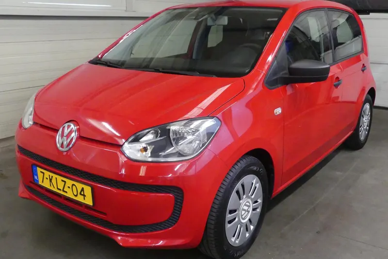 Volkswagen Up! (2013)