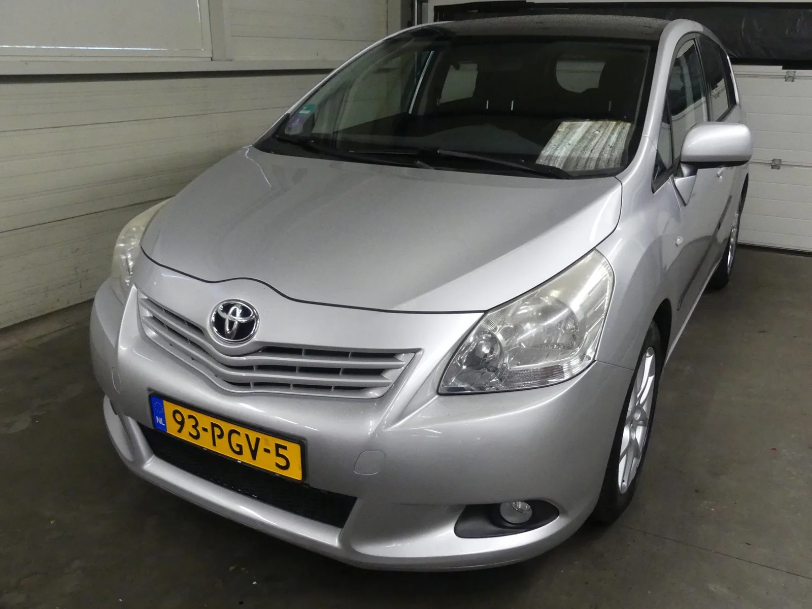 Toyota Verso (2011) — foto 1