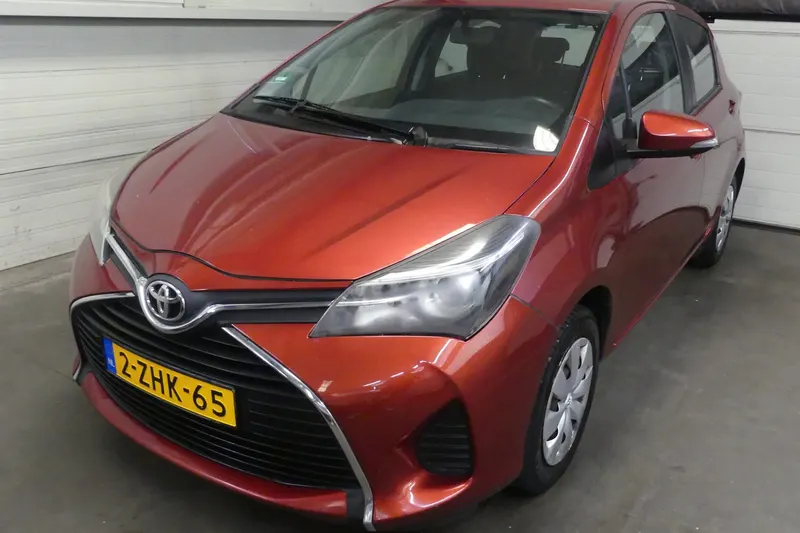 Toyota Yaris (2015)