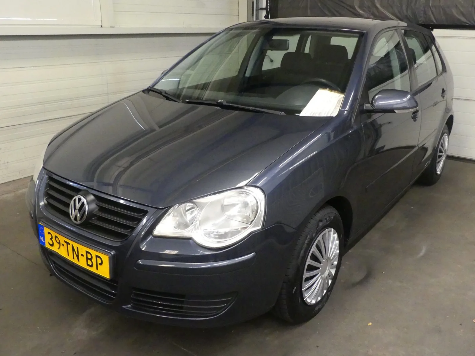 Volkswagen Polo (2006) — foto 1