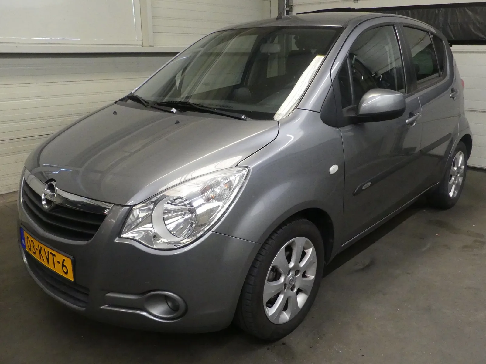 Opel Agila (2010) — foto 1