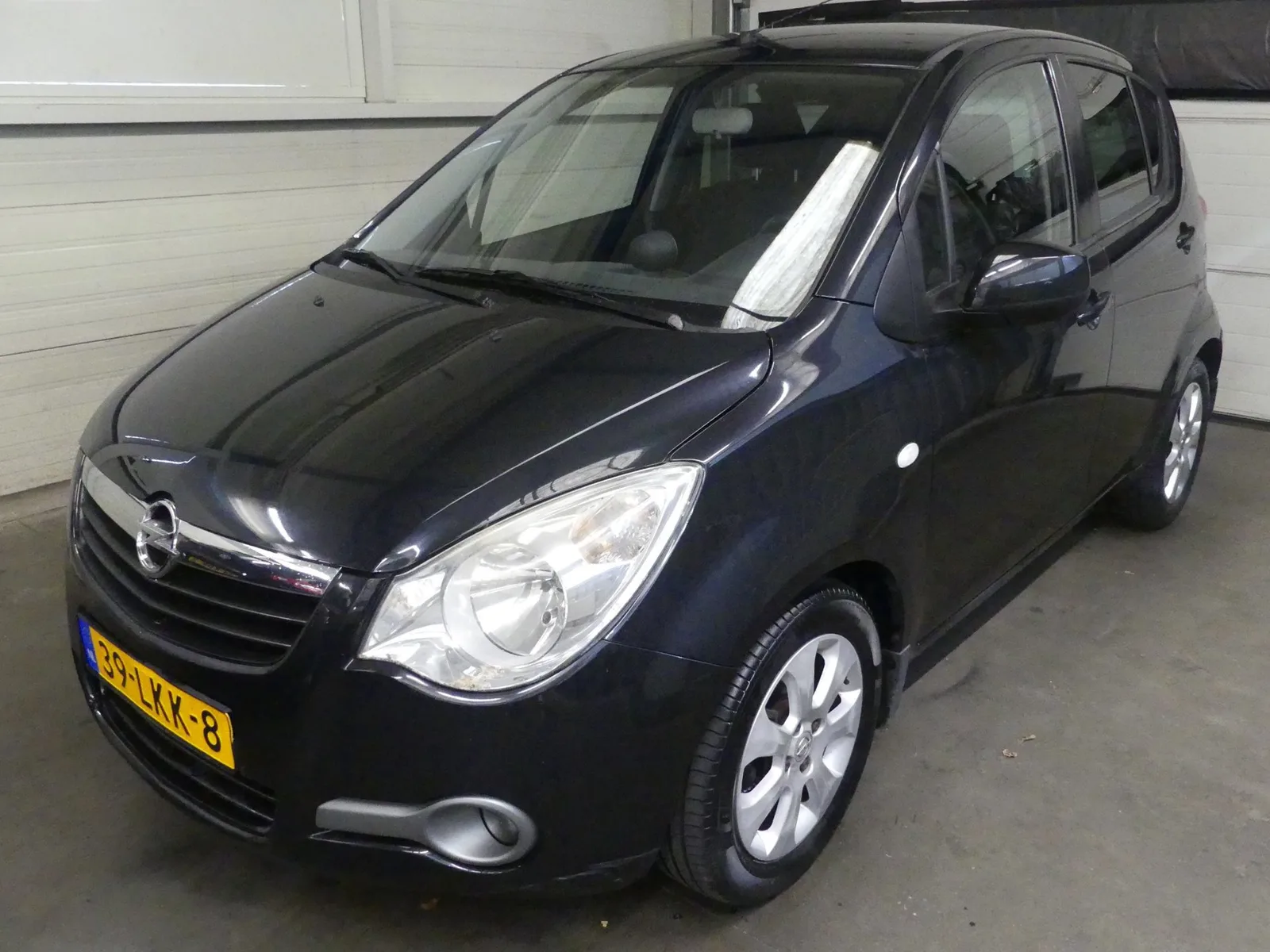 Opel Agila (2010) — foto 1