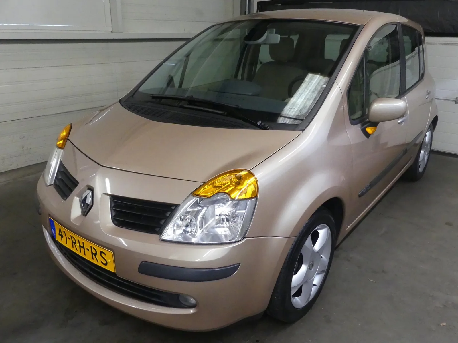 Renault Modus (2005) — foto 1