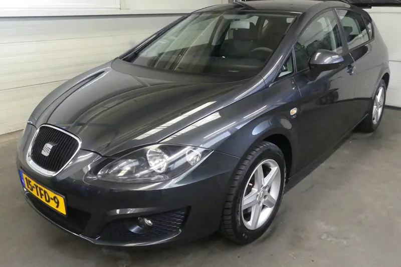 SEAT Leon (2011)