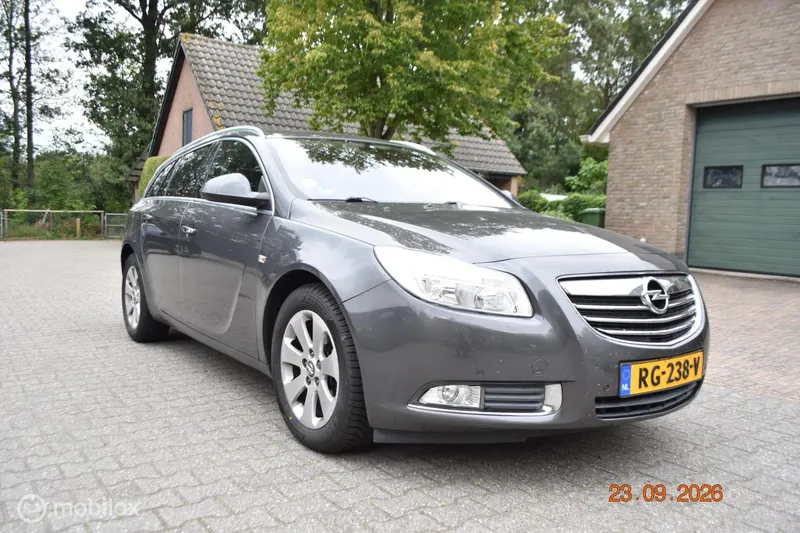 Opel Insignia (2012)