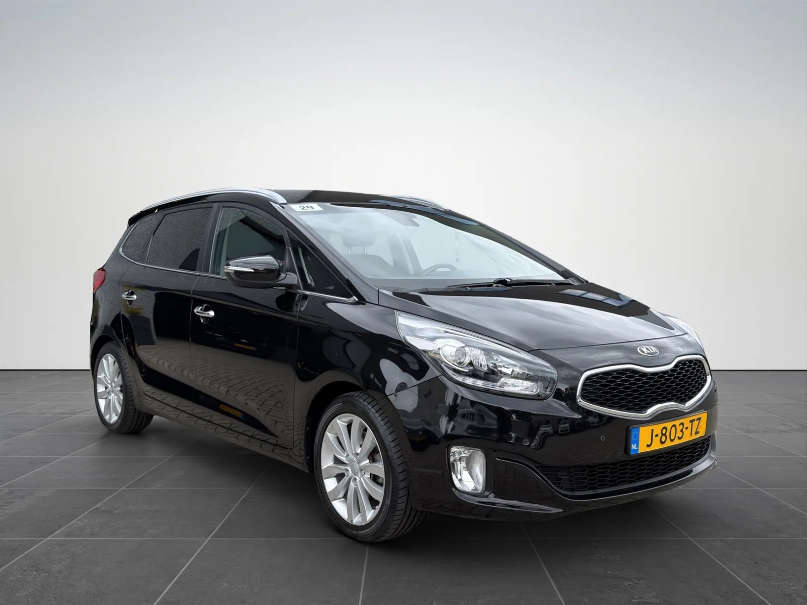Kia Carens (2016) — foto 1