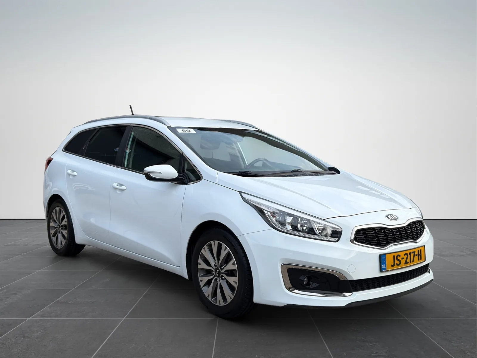 Kia Ceed (2016) — foto 1