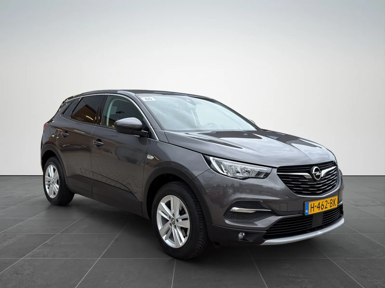 Opel Grandland X (2019) — foto 1