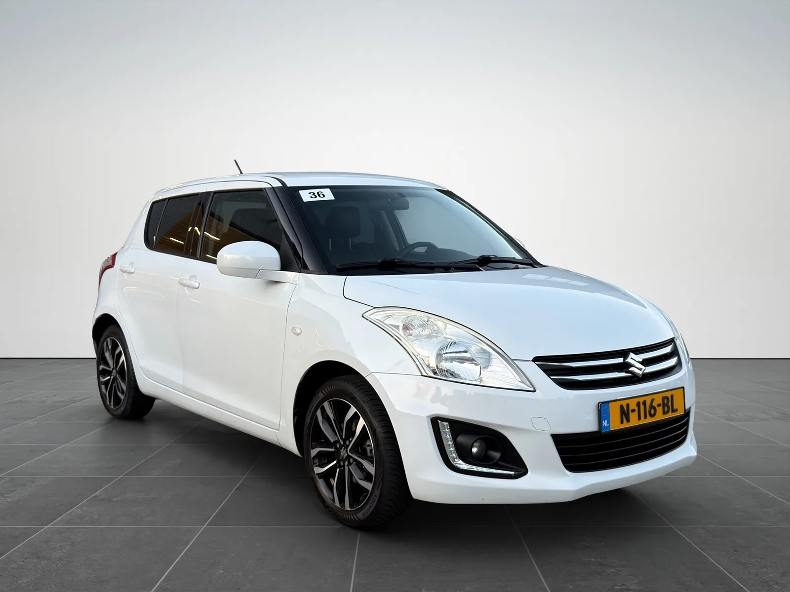 Suzuki Swift (2015) — foto 1