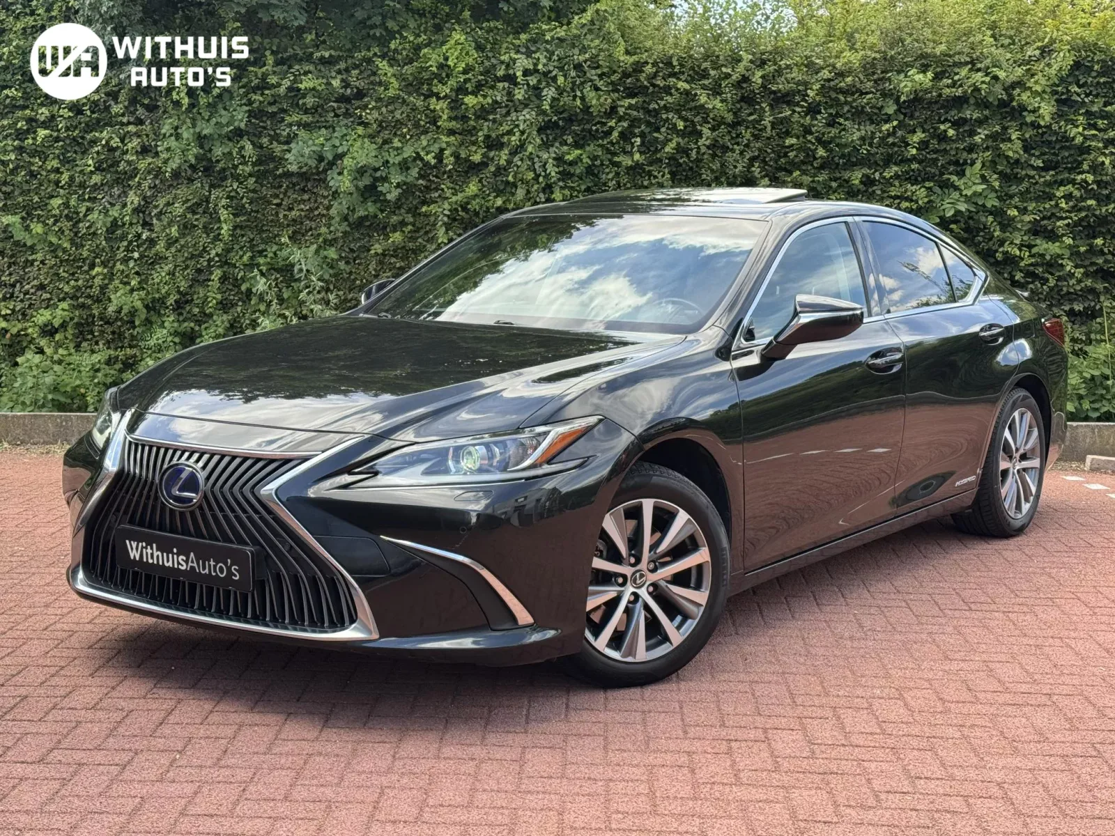 Lexus ES (2020) — foto 1