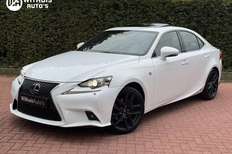 Lexus IS (2014)