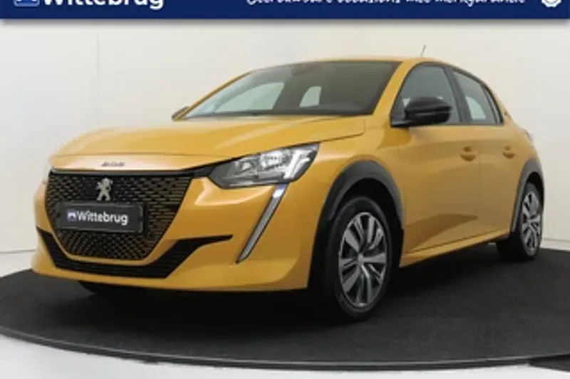 Peugeot e-208 (2023)