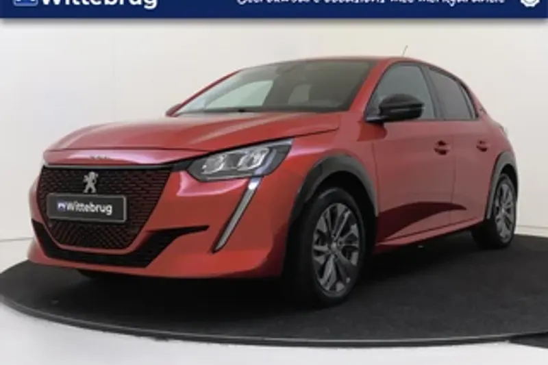 Peugeot e-208 (2023)