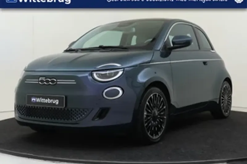 Fiat 500 (2022)
