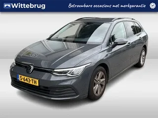 Volkswagen Golf (2022) — foto 1