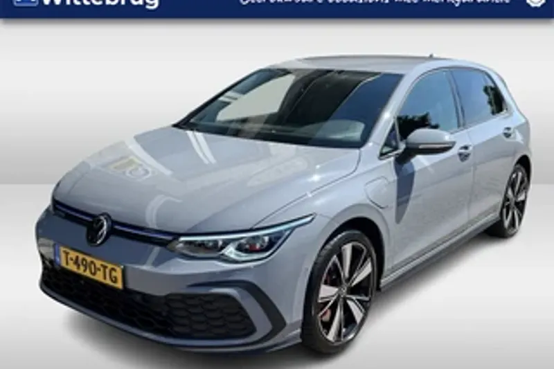 Volkswagen Golf (2021)