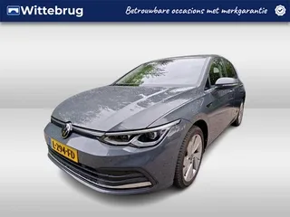 Volkswagen Golf (2021) — foto 1